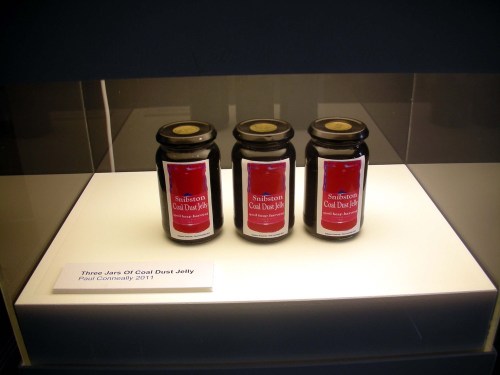Three_jars_of_coal_dust_jelly
